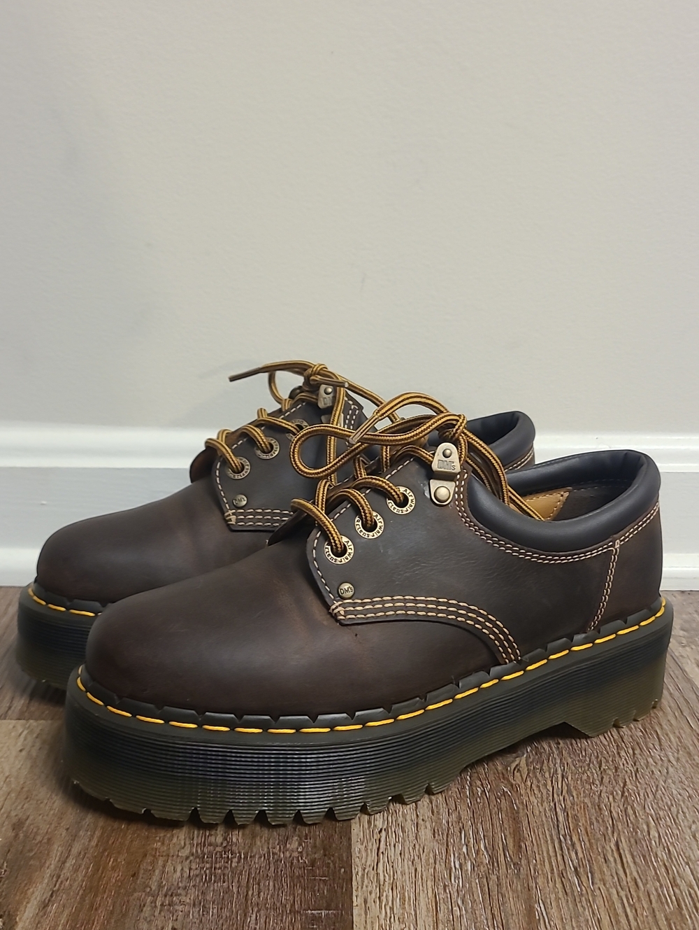 Dr. Martens 8053 Quad Arc Crazy Horse Platform Oxfords Derbys